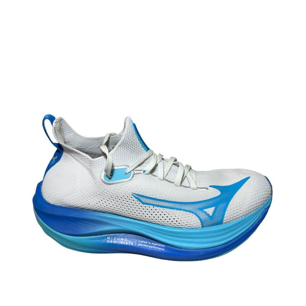 Women’s Mizuno Neo Vista White And Sky Blue Athletic Sneakers Size 8